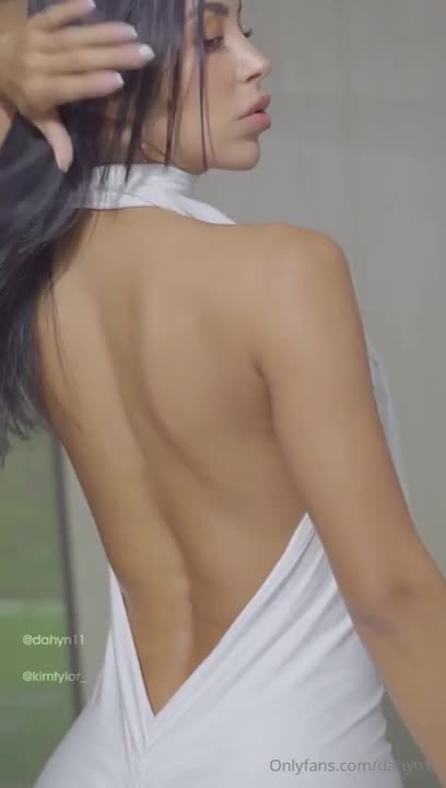 Kim Tylor And Dahyana Gaitan Strip Out Of Their Classy Dresses