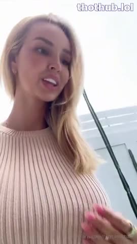 Ann Hustle Teasing In Her Neighbor's Pool
