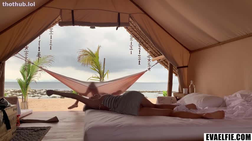Eva Elfie Have Sex In A Private Beach House
