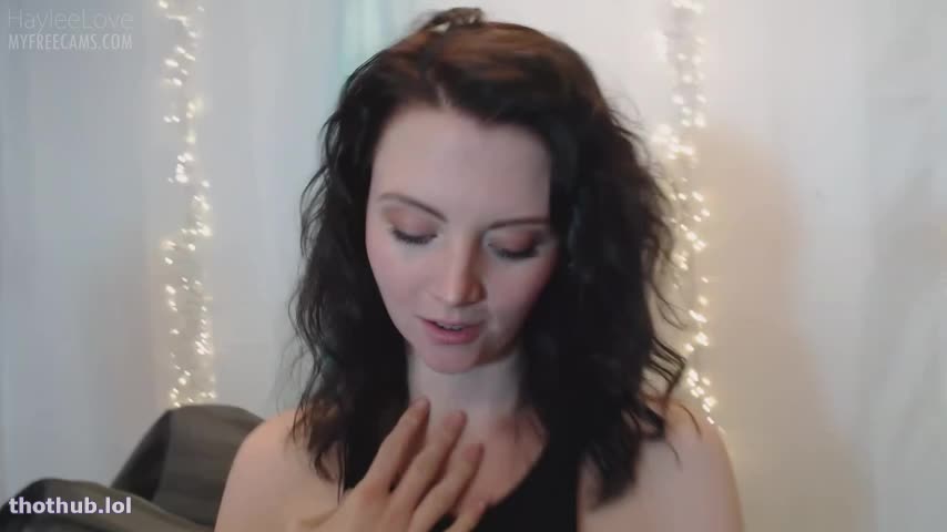 OnlyFans leaked Haylee Love Pregnant Sucks Cock on HDthot
