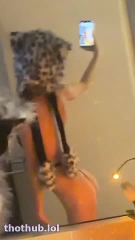 OnlyFans leaked LilMissFerg showing off on HDthot