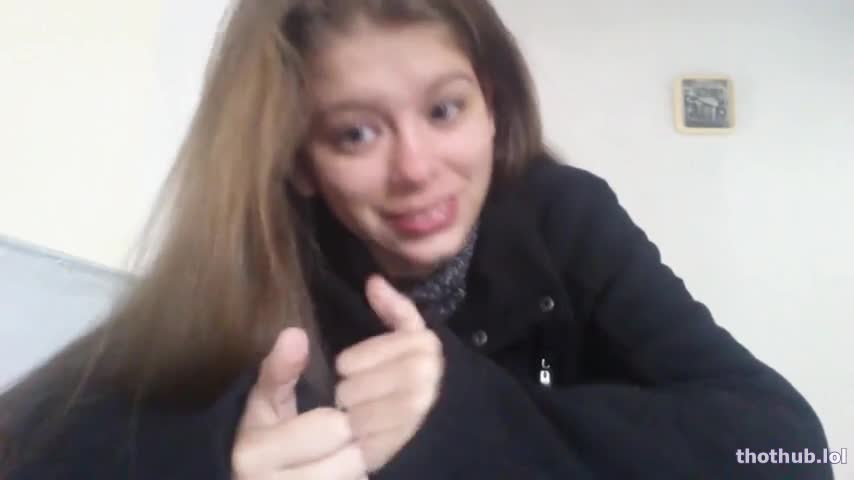 Antonette - Brazilian Teen Suck her Feet (sfw)