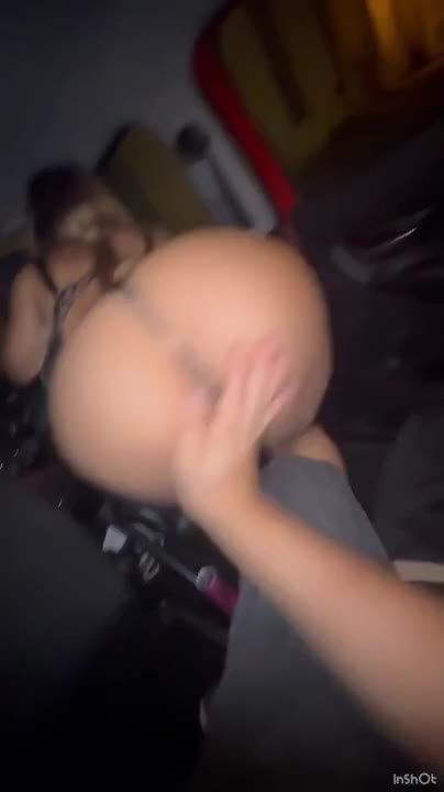 Sara Diamante Eurpoe Tour Threesome With Fan In The Car
