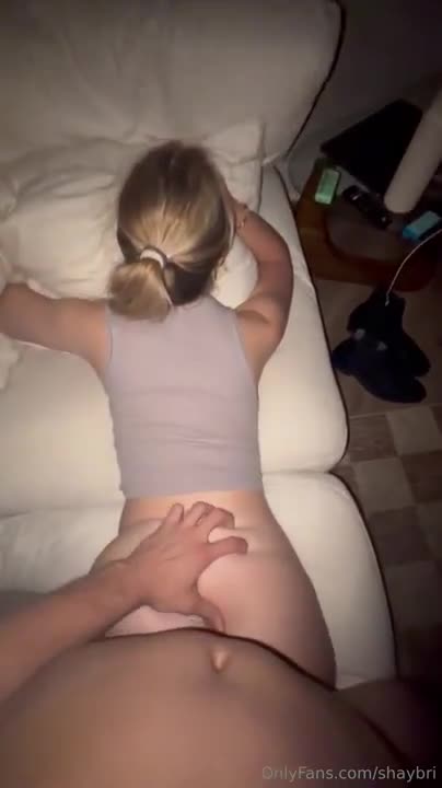 Shaybri Gets Creampied Before Bed