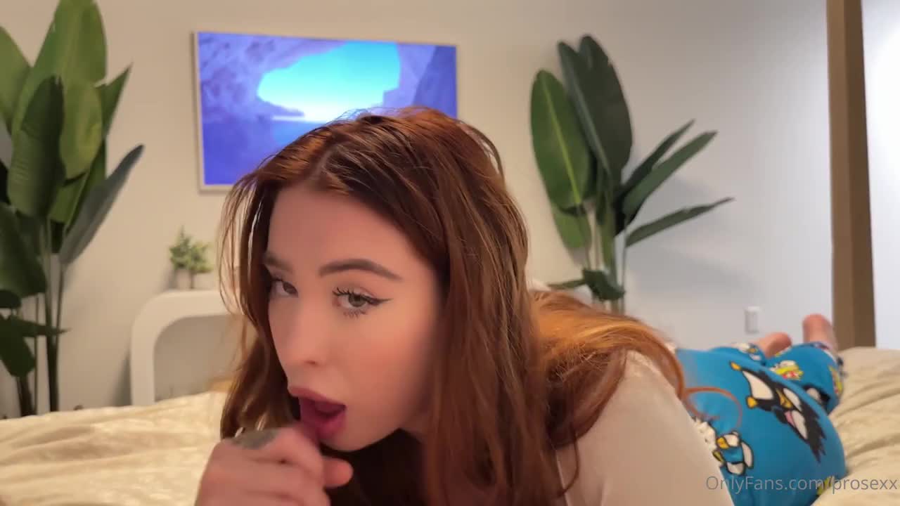 Rosie Rider Step Sister Accidentally Send Me Her Nude Pics