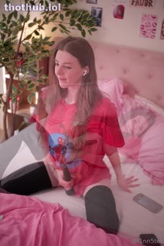 F1nn5ter (Femboy) - Quick Vibrator & Edging Masturbation