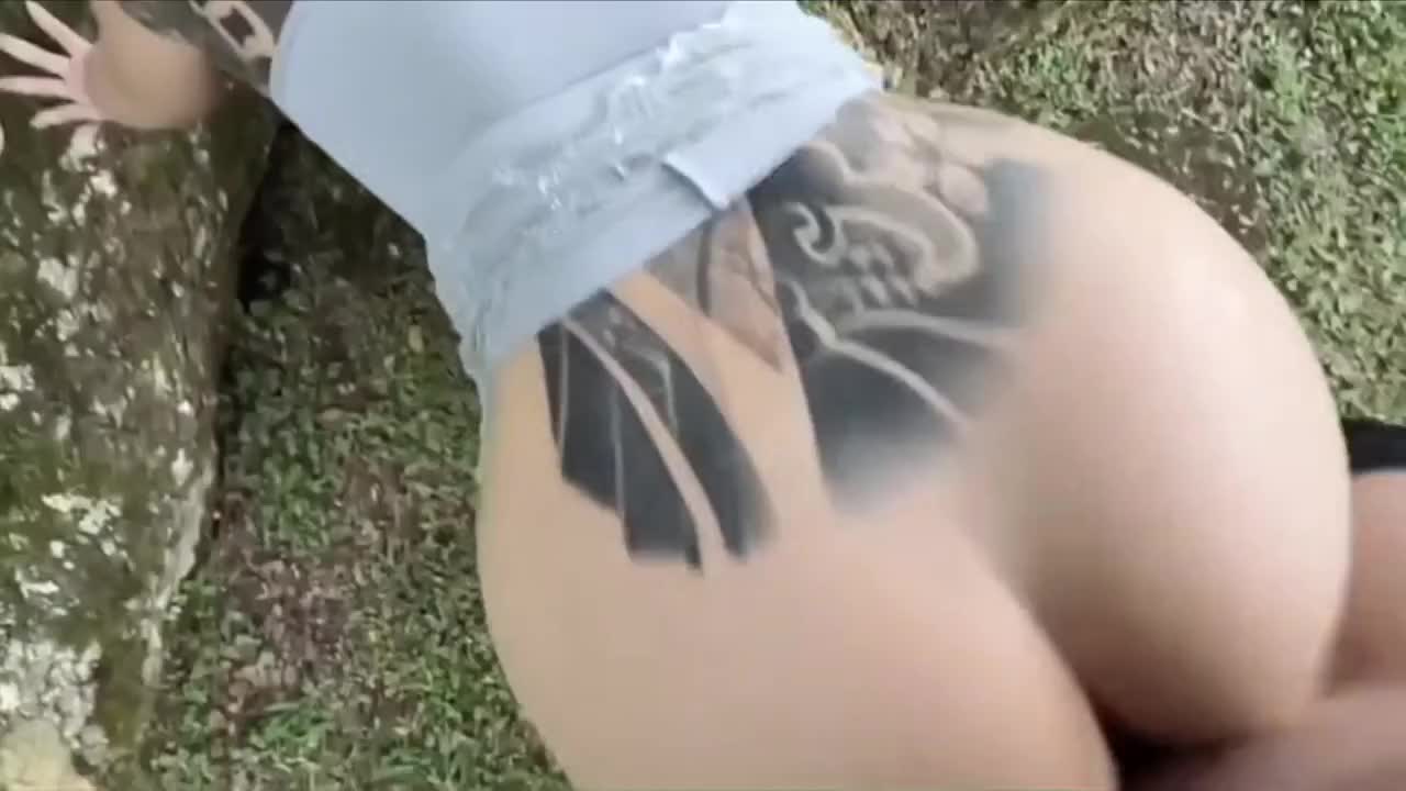 Iris Rodriguez Hard Doggy Fucks And Blowjob In Public Park