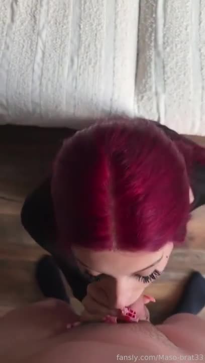 LunaTheBrat33 Gives Sloppy Head