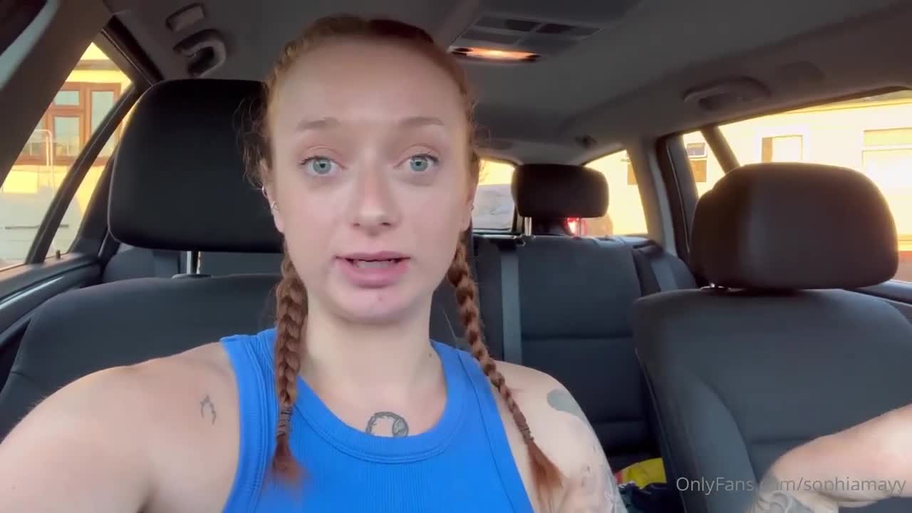 Sophia Mayyy Car Park Doggy Creampie In The Trunk