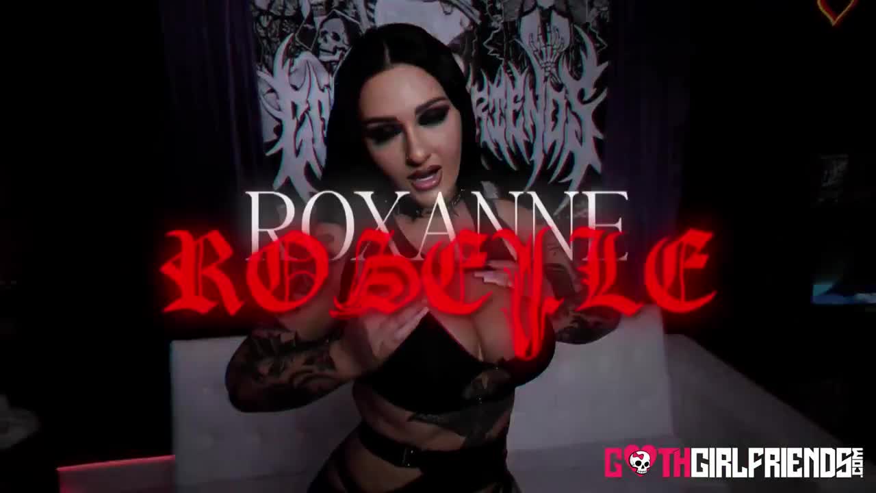 Roxanne Roselle Goth MILF GF Gets Cumload On Her Pussy After Hardcore Fucking