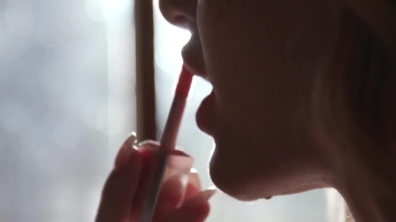 Demi Hawks Has Hot Sex In Bed