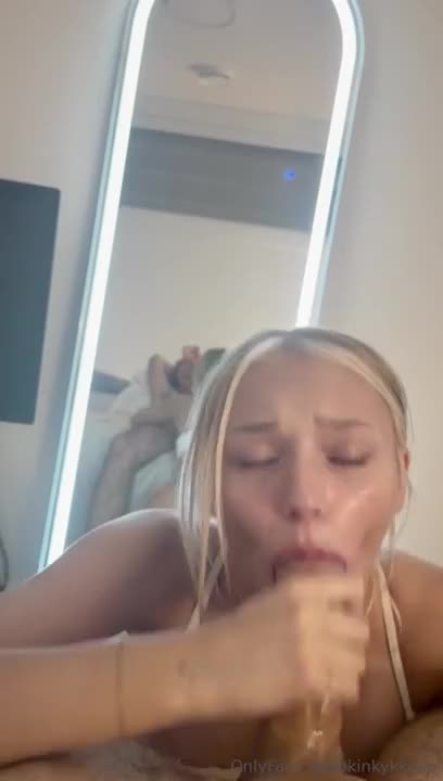 Kinkykkatie Receives A CIM After Blowjob