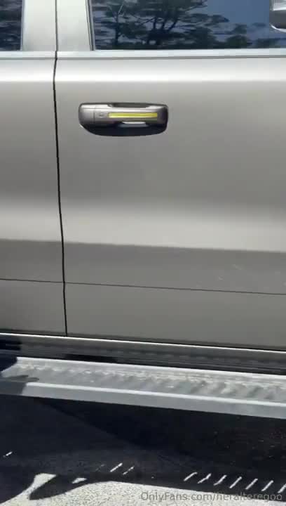 Ella Alexandra And Rebecca McLeod Share A Cock In The Car