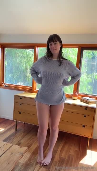 Lily Alcott Flaunts Her Body Then Fingers Her Pussy