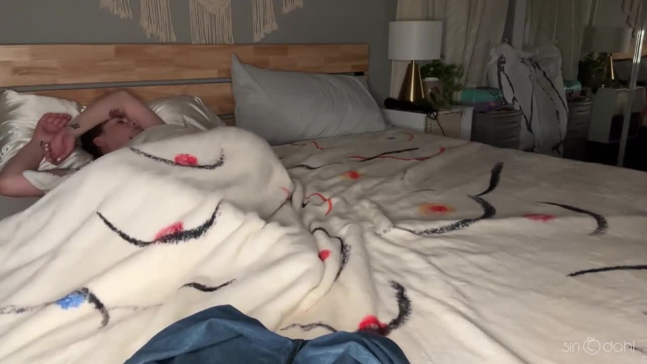 Siri Dahl Midnight Creampie For Step Mommy