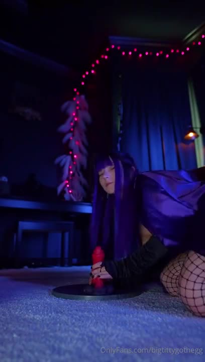 BigTittyGothEgg Rides Her Dildo As Raven