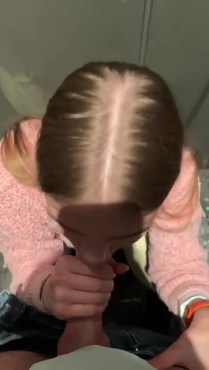 Aanasteysha Takes A Cock In A Cubicle