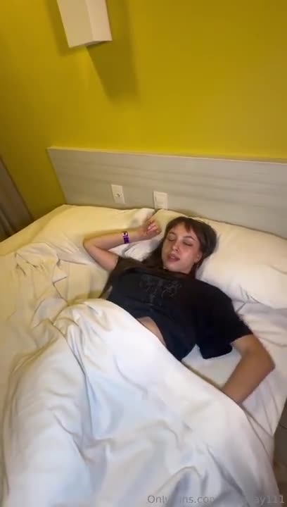 Sweetkiarita666 Gets Her Asshole Drilled By A BBC