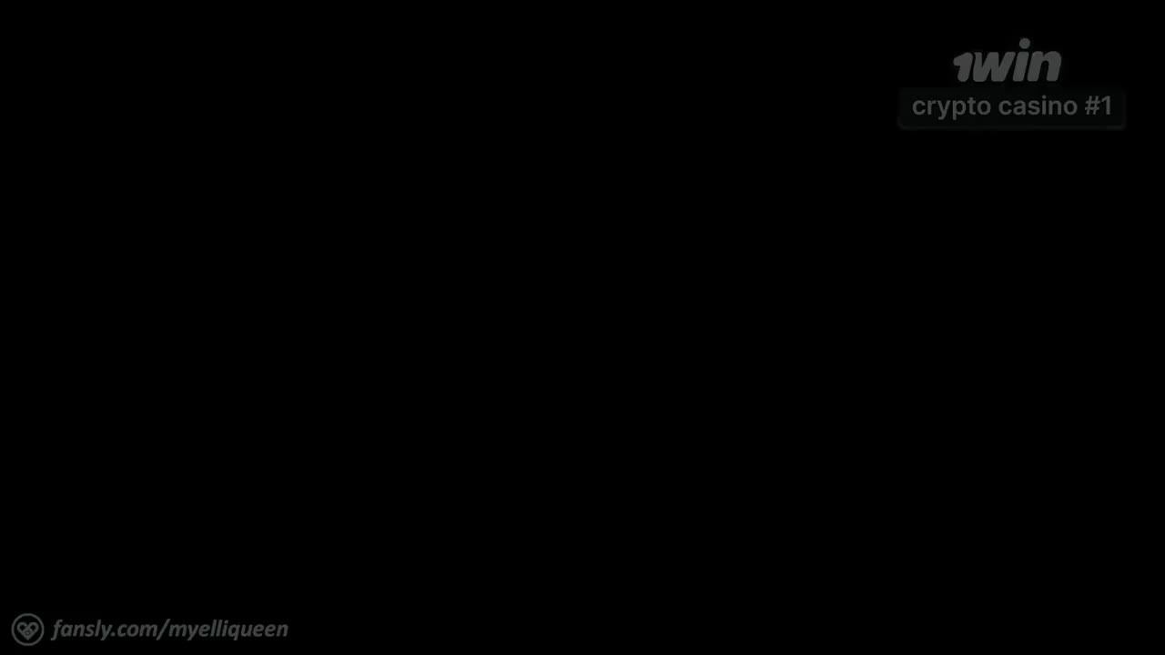 Myelliqueen Spreads Her Legs For A Dick
