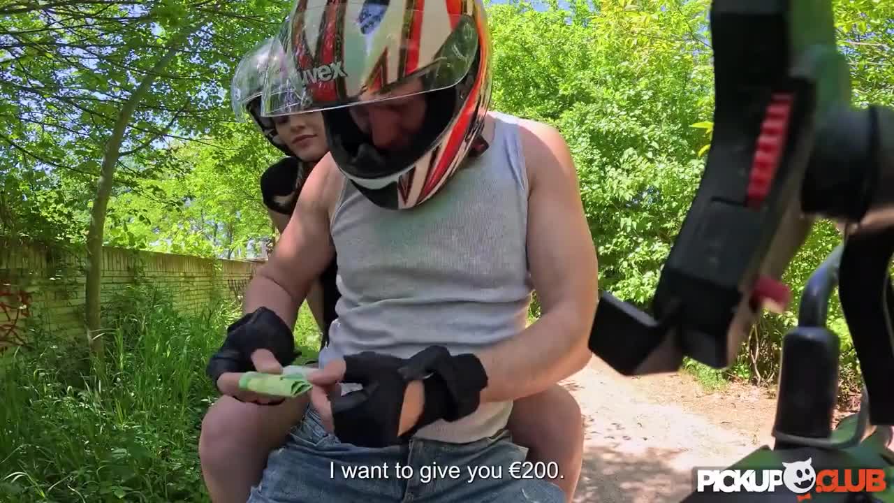 Jade Jadore Busty French Slut Pays The Scooter Ride By Sex On The Scooter At Road Side