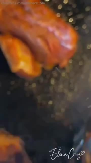 Elena Cruz Cuck BF Lost My Pussy On A Poker Game And I Got Creampied On Medellin