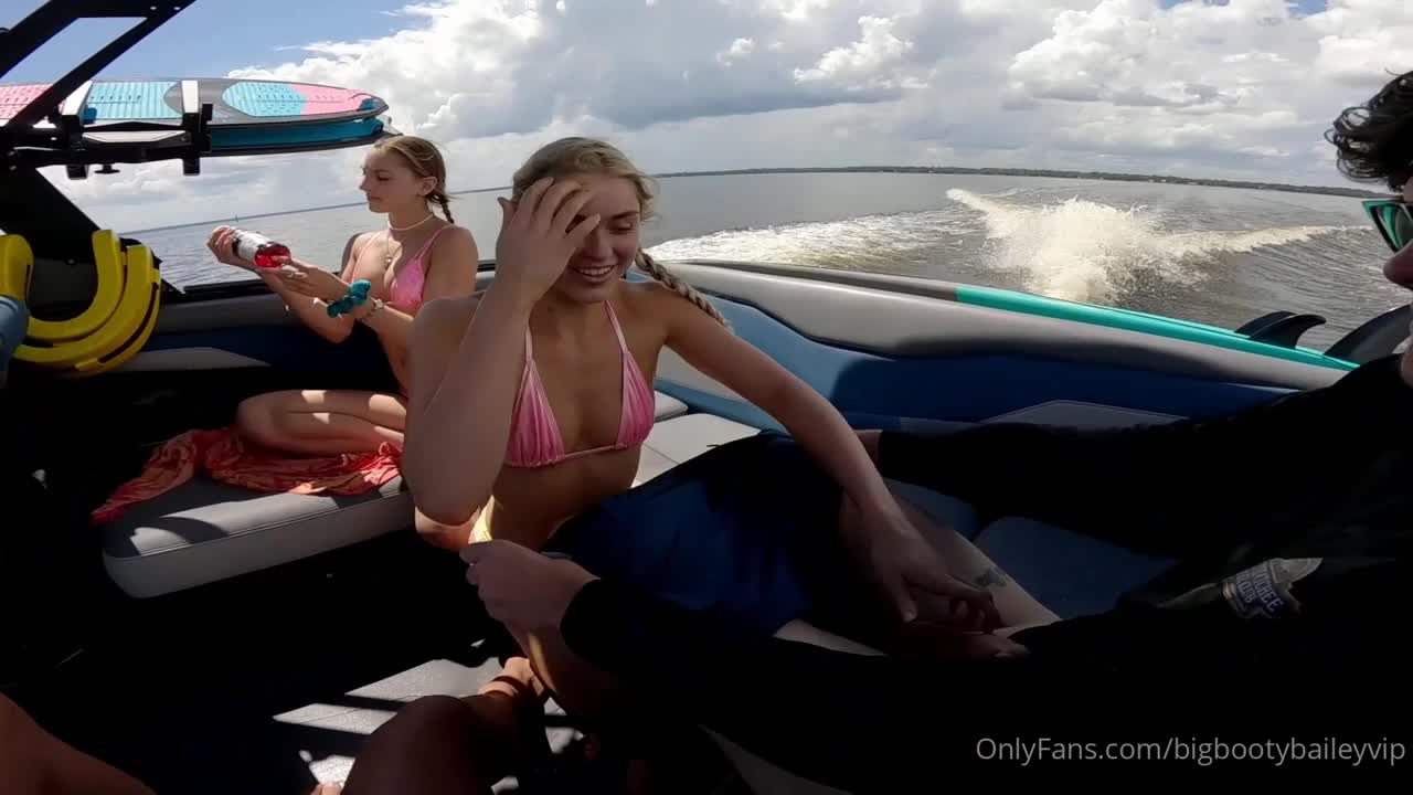 BigBootyBaileyVIP & Coco Star’s Hot Foursome On A Boat