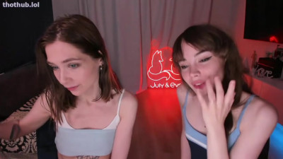 OnlyFans leaked Foxy_Girls part 16 on HDthot
