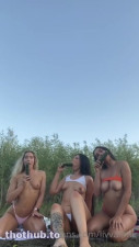 Livvalittle OnlyFans leaked Livvalittle (5) Playing With Food With Friends on HDthot