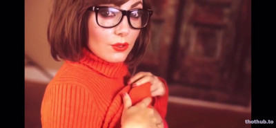 Jessica Nigri OnlyFans leaked Jessica Nigri sexy Velma on HDthot